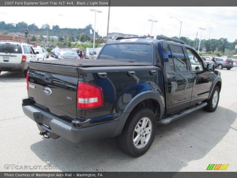 Black / Light Stone 2007 Ford Explorer Sport Trac XLT 4x4