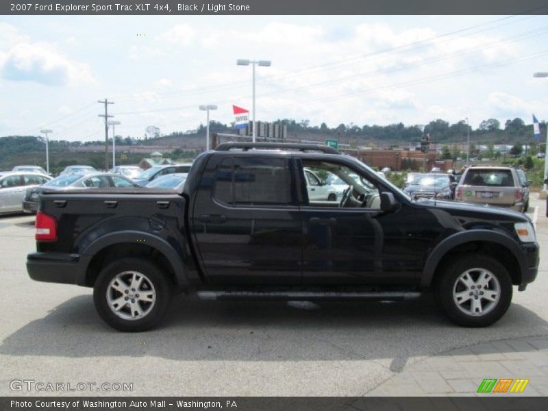 Black / Light Stone 2007 Ford Explorer Sport Trac XLT 4x4