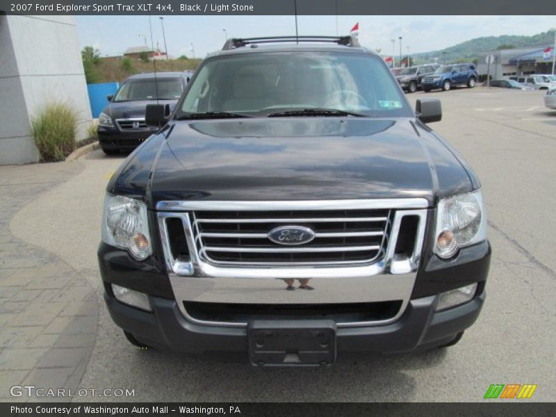 Black / Light Stone 2007 Ford Explorer Sport Trac XLT 4x4