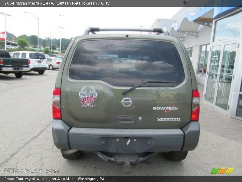 Canteen Metallic Green / Gray 2004 Nissan Xterra XE 4x4