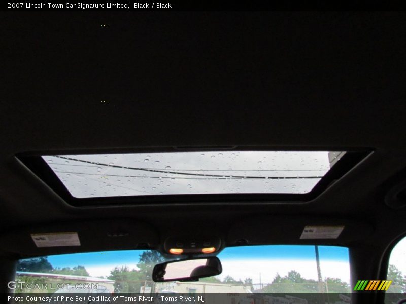 Black / Black 2007 Lincoln Town Car Signature Limited