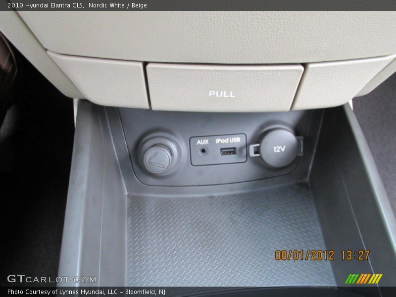 Nordic White / Beige 2010 Hyundai Elantra GLS