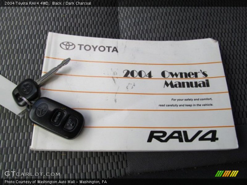 Black / Dark Charcoal 2004 Toyota RAV4 4WD