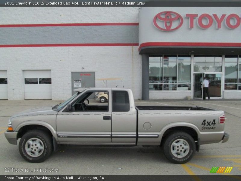 Light Pewter Metallic / Medium Gray 2001 Chevrolet S10 LS Extended Cab 4x4