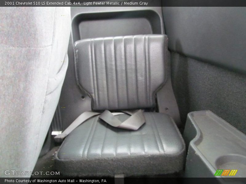 Light Pewter Metallic / Medium Gray 2001 Chevrolet S10 LS Extended Cab 4x4