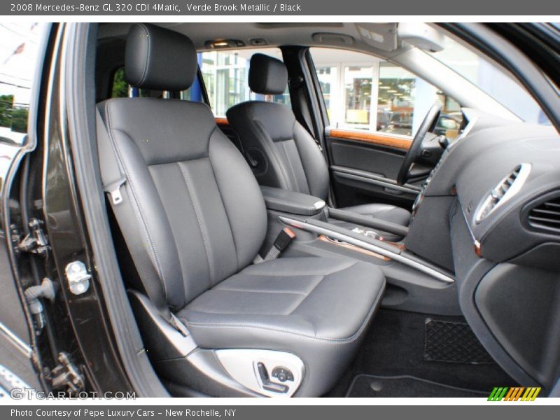 Front Seat of 2008 GL 320 CDI 4Matic