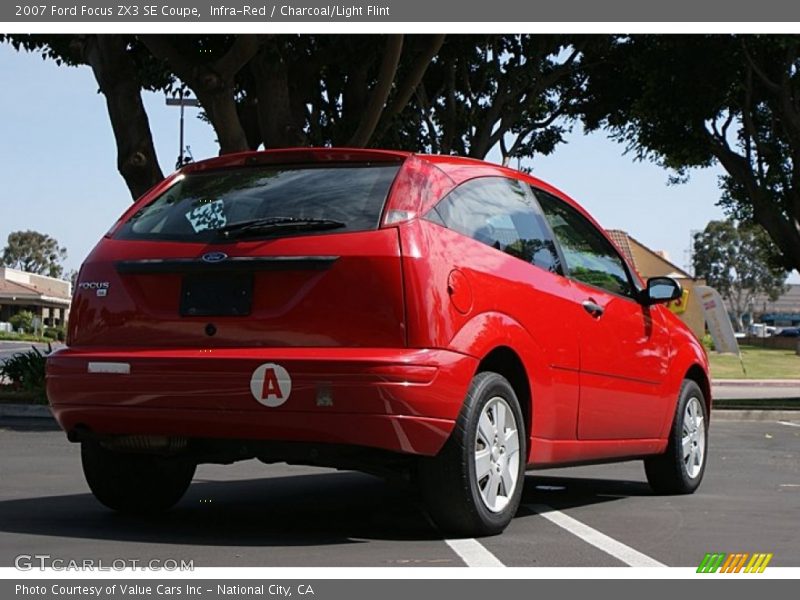Infra-Red / Charcoal/Light Flint 2007 Ford Focus ZX3 SE Coupe