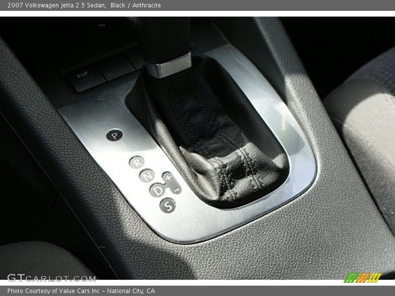  2007 Jetta 2.5 Sedan 6 Speed Tiptronic Automatic Shifter