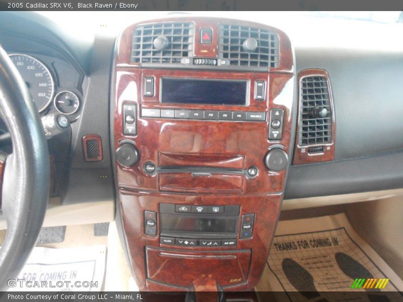 Black Raven / Ebony 2005 Cadillac SRX V6