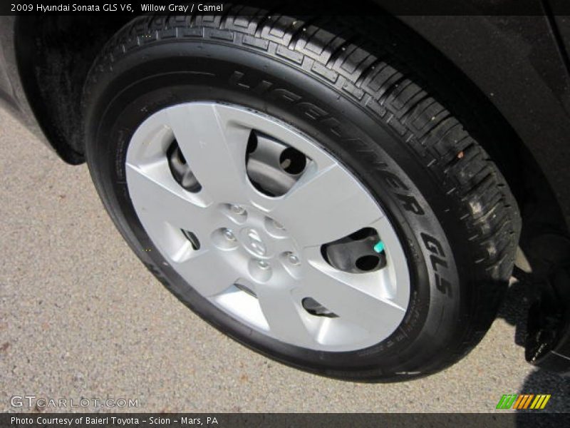 Willow Gray / Camel 2009 Hyundai Sonata GLS V6