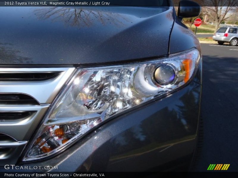 Magnetic Gray Metallic / Light Gray 2012 Toyota Venza XLE