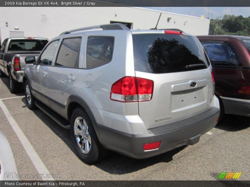 Bright Silver / Gray 2009 Kia Borrego EX V6 4x4