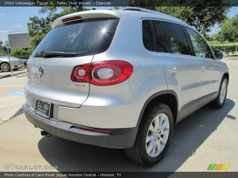 Reflex Silver Metallic / Charcoal 2009 Volkswagen Tiguan SE