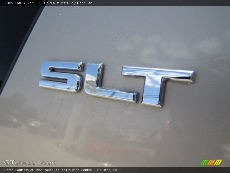 Gold Mist Metallic / Light Tan 2009 GMC Yukon SLT