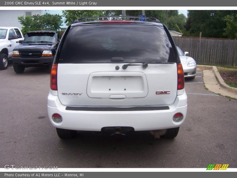 Summit White / Light Gray 2006 GMC Envoy SLE 4x4