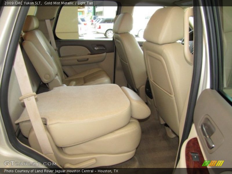 Gold Mist Metallic / Light Tan 2009 GMC Yukon SLT