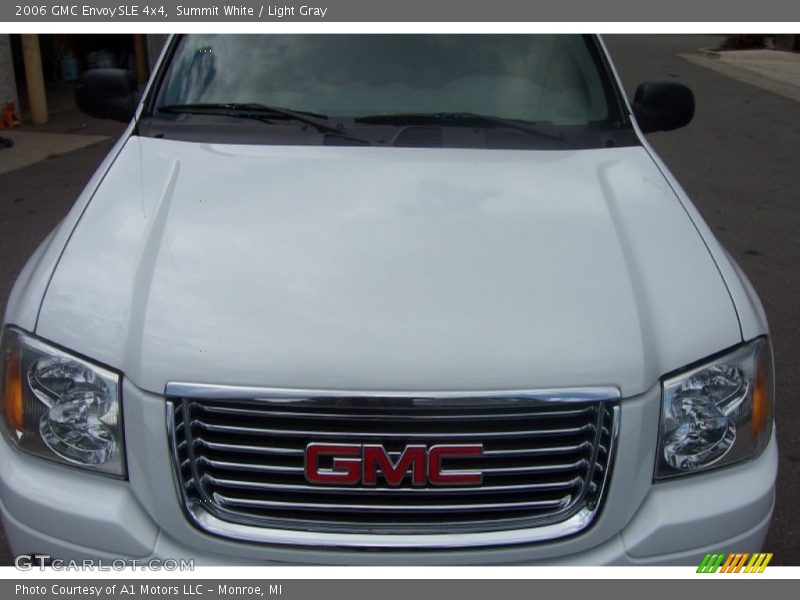 Summit White / Light Gray 2006 GMC Envoy SLE 4x4