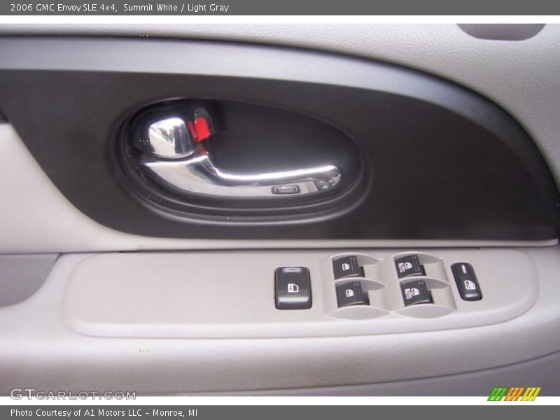 Summit White / Light Gray 2006 GMC Envoy SLE 4x4