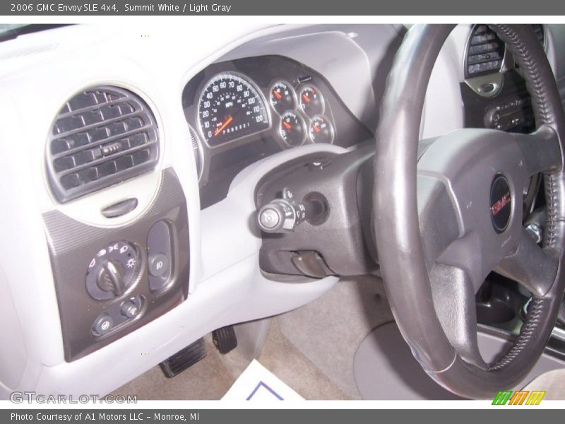Summit White / Light Gray 2006 GMC Envoy SLE 4x4