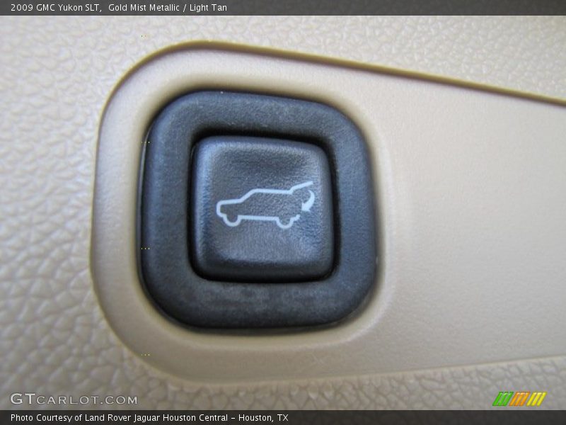 Gold Mist Metallic / Light Tan 2009 GMC Yukon SLT