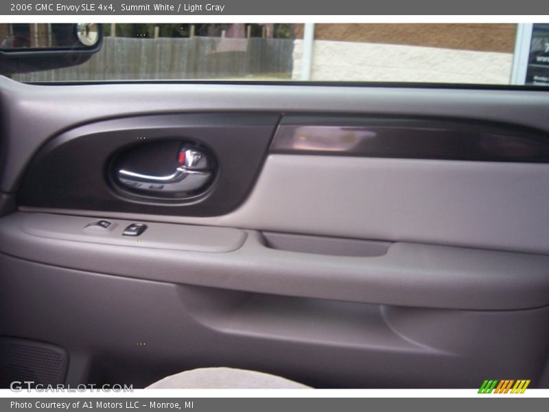 Summit White / Light Gray 2006 GMC Envoy SLE 4x4