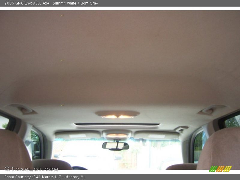 Summit White / Light Gray 2006 GMC Envoy SLE 4x4