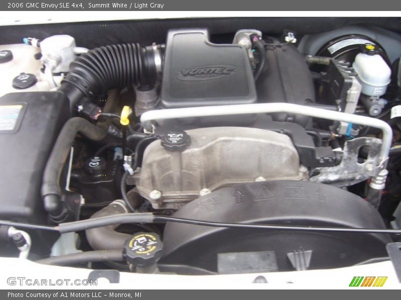 Summit White / Light Gray 2006 GMC Envoy SLE 4x4