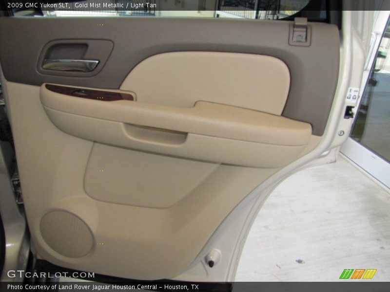 Gold Mist Metallic / Light Tan 2009 GMC Yukon SLT
