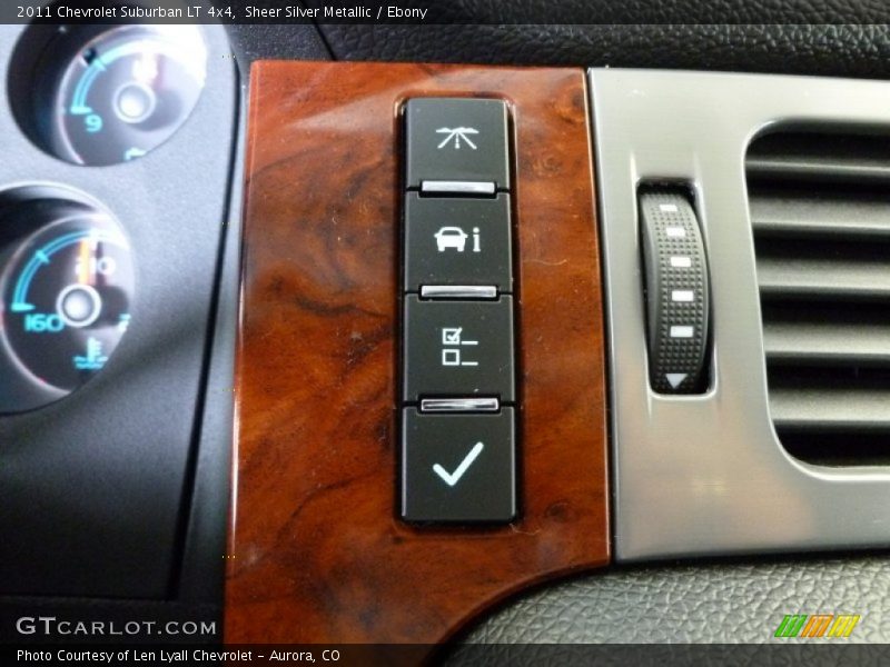 Sheer Silver Metallic / Ebony 2011 Chevrolet Suburban LT 4x4