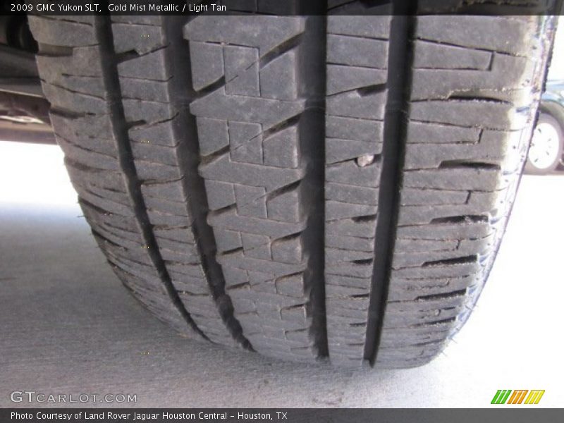 Gold Mist Metallic / Light Tan 2009 GMC Yukon SLT