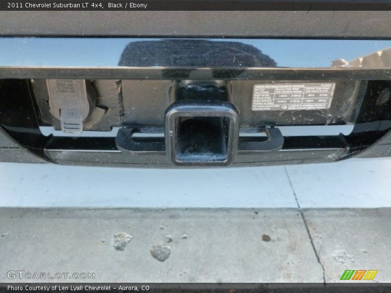 Black / Ebony 2011 Chevrolet Suburban LT 4x4
