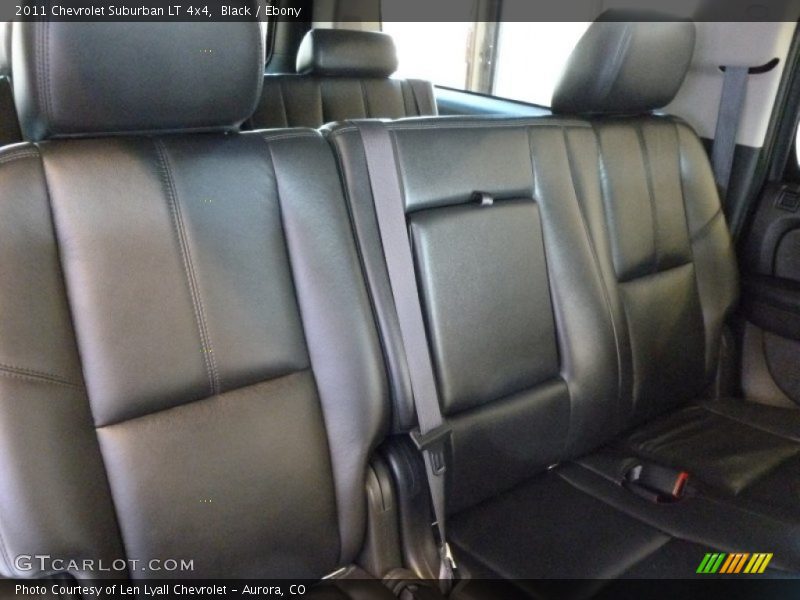 Black / Ebony 2011 Chevrolet Suburban LT 4x4