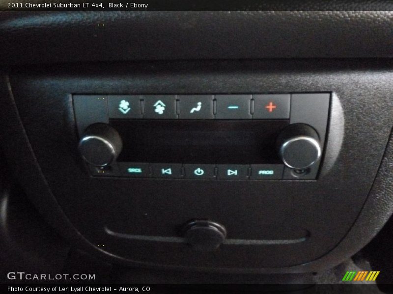 Black / Ebony 2011 Chevrolet Suburban LT 4x4