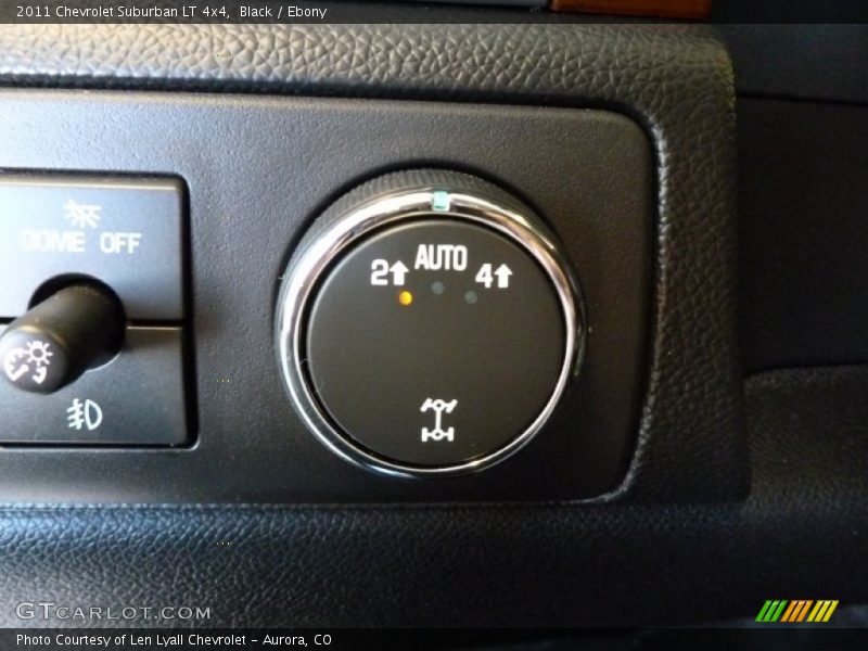 Black / Ebony 2011 Chevrolet Suburban LT 4x4