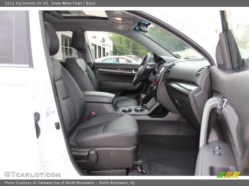 Snow White Pearl / Black 2011 Kia Sorento SX V6