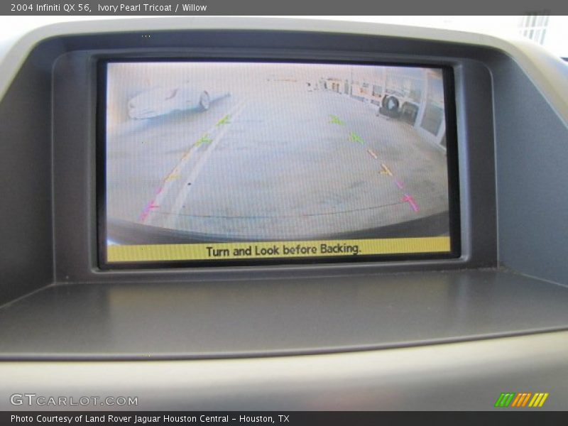 Ivory Pearl Tricoat / Willow 2004 Infiniti QX 56