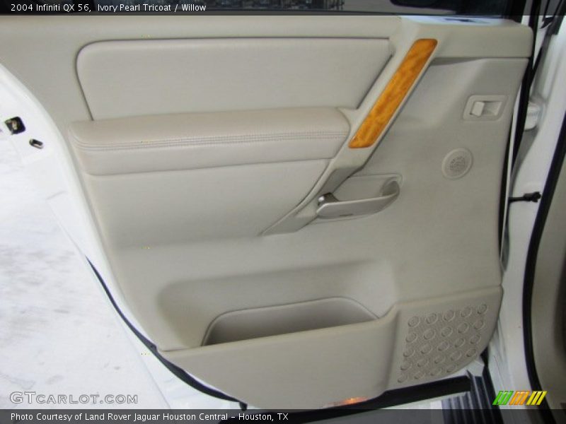 Door Panel of 2004 QX 56