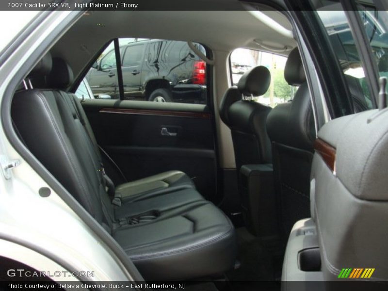 Light Platinum / Ebony 2007 Cadillac SRX V8