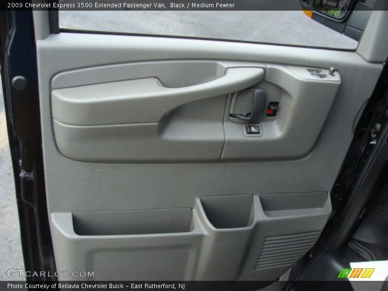 Black / Medium Pewter 2009 Chevrolet Express 3500 Extended Passenger Van