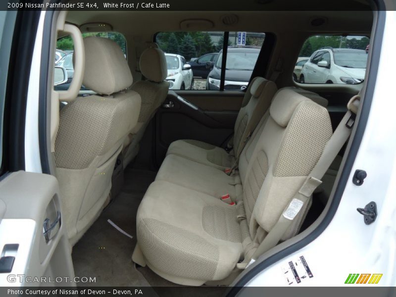 White Frost / Cafe Latte 2009 Nissan Pathfinder SE 4x4