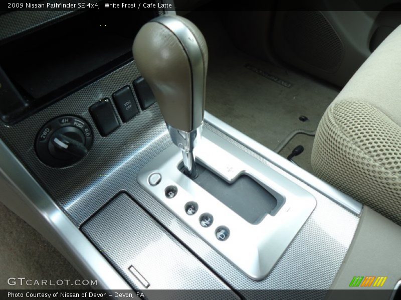 White Frost / Cafe Latte 2009 Nissan Pathfinder SE 4x4