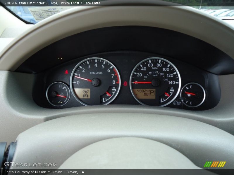 White Frost / Cafe Latte 2009 Nissan Pathfinder SE 4x4