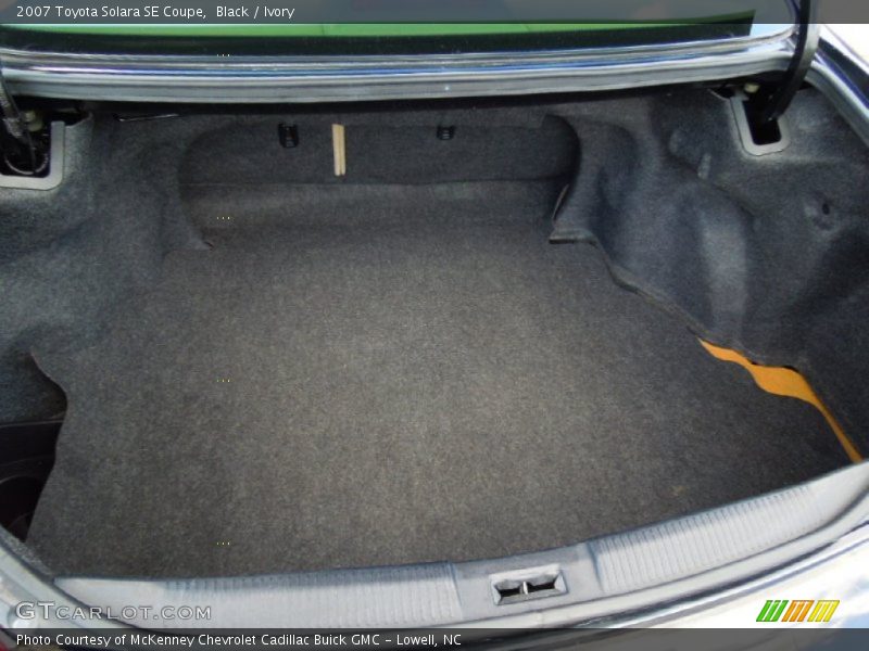 Black / Ivory 2007 Toyota Solara SE Coupe