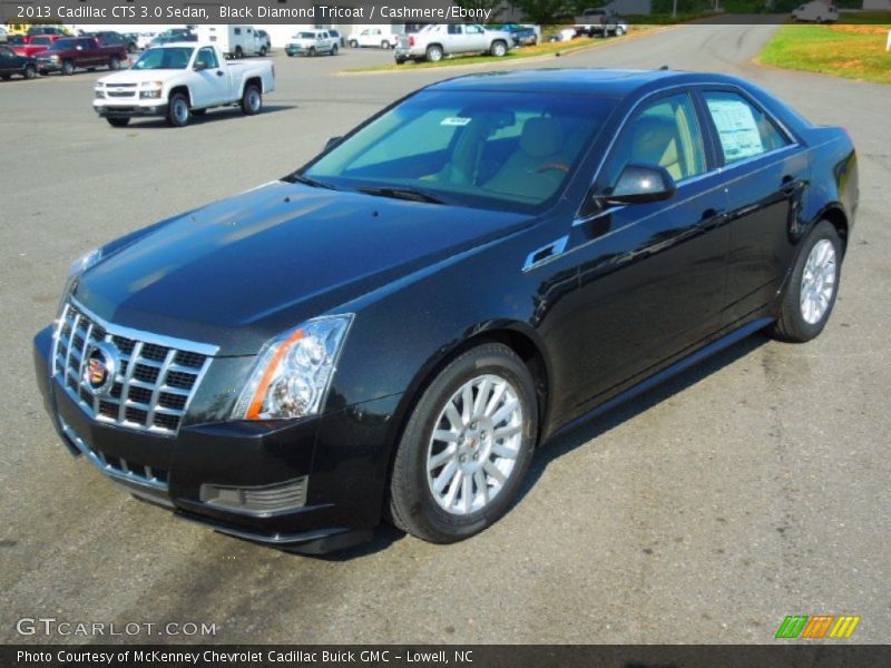 Front 3/4 View of 2013 CTS 3.0 Sedan