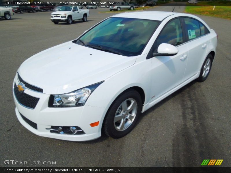 Front 3/4 View of 2012 Cruze LT/RS