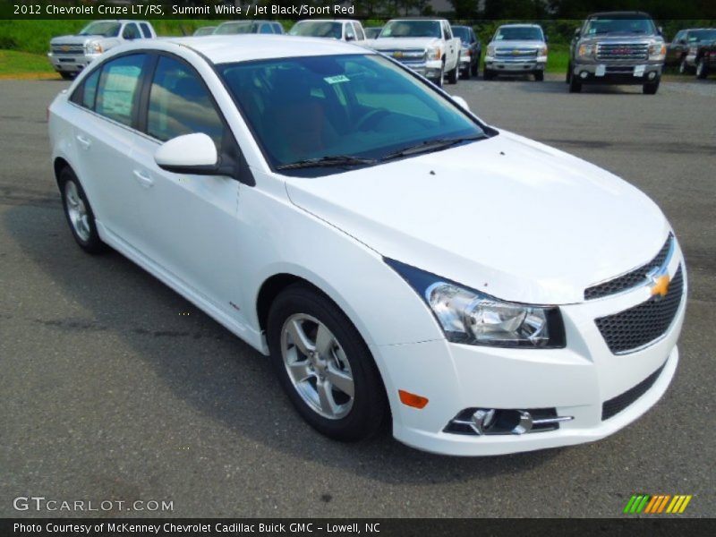 Front 3/4 View of 2012 Cruze LT/RS