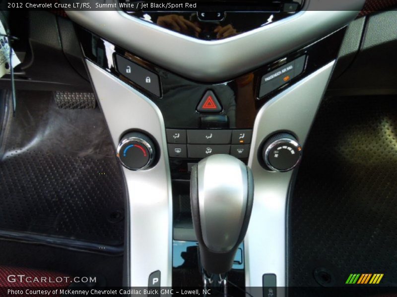 Summit White / Jet Black/Sport Red 2012 Chevrolet Cruze LT/RS