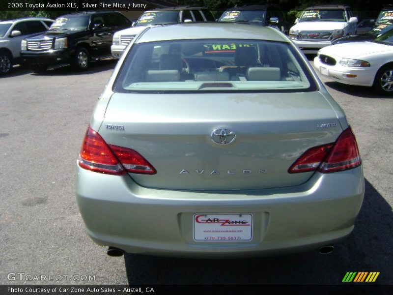 Silver Pine Mica / Ivory 2006 Toyota Avalon XLS