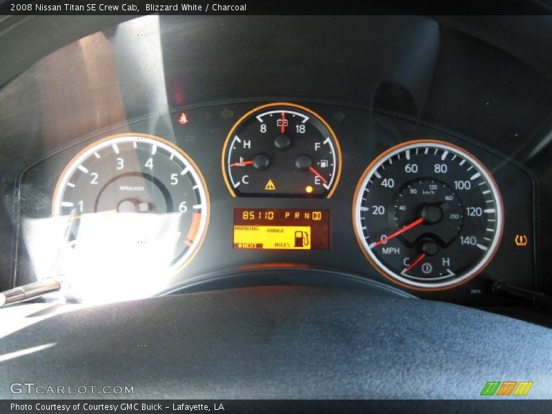 Blizzard White / Charcoal 2008 Nissan Titan SE Crew Cab