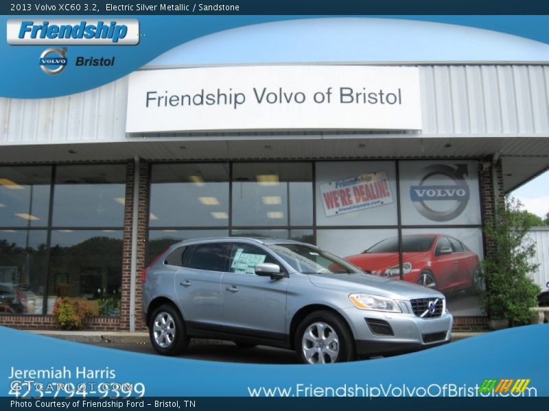 Electric Silver Metallic / Sandstone 2013 Volvo XC60 3.2